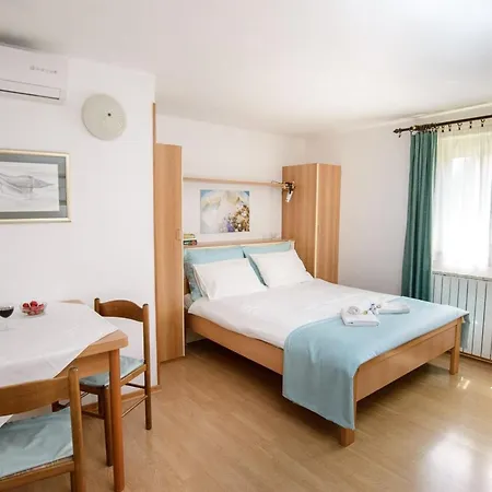 Alba - Ninfea Apartman Rovinj